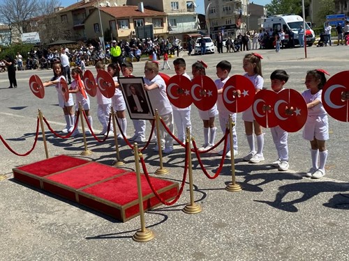 23 Nisan Ulusal Egemenlik ve Çocuk Bayramı'nın 105. Yılı Kutlu Olsun